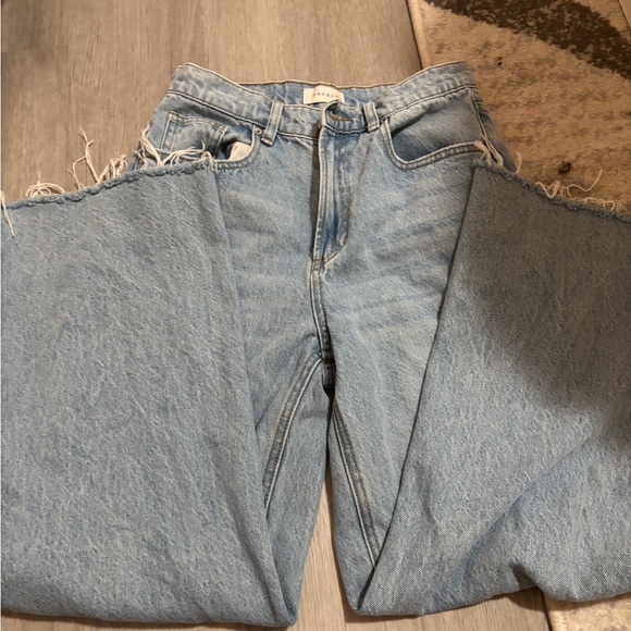 Women's Light Blue Jeans - Picture 3 of 3